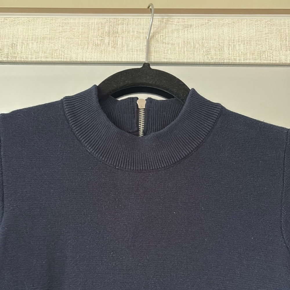 Elegant Navy Blue Knit Dress - Picture 2 of 6